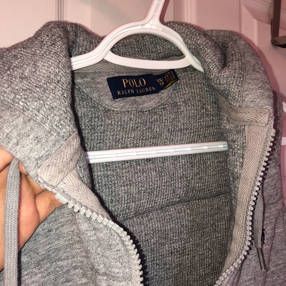 Men’s grey vest - Picture 3 of 3